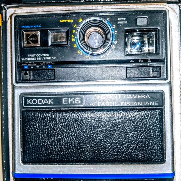 Vintage Kodak Instant Camera - Picture 5 of 9